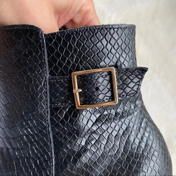 🖤 ANTONIO DE FARIA BLACK GENUINE LEATHER CROC EMBOSSED CHUNKY HEEL BOOTIES!