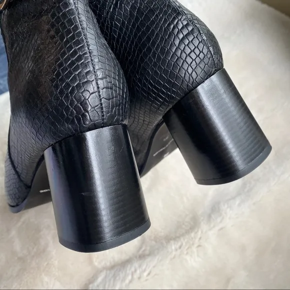 🖤 ANTONIO DE FARIA BLACK GENUINE LEATHER CROC EMBOSSED CHUNKY HEEL BOOTIES!