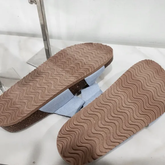 [ GAP KIDS]  NWT- boys size 3-4 light blue strappy sandal with cork and buckles.