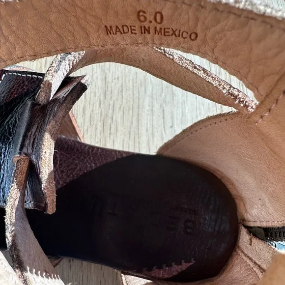✨ Gently Used Alina Bed Stu Sandals - Size 6 ✨