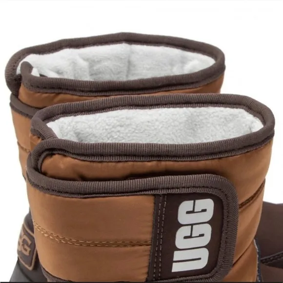 🥰 New Ugg Toty Weather Brown Boots Size Big kids 6