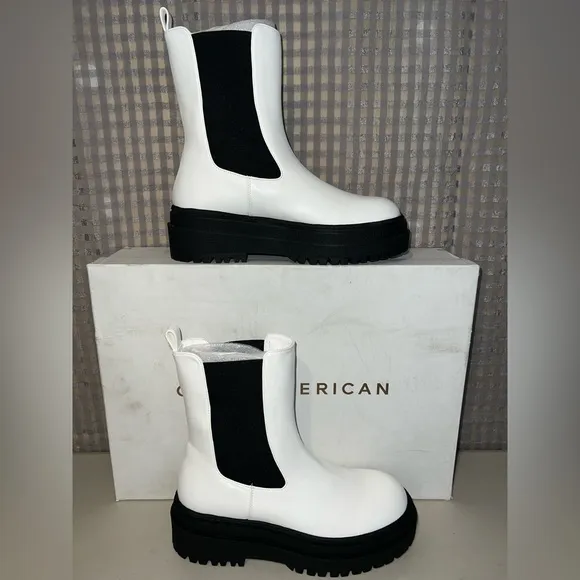 🤍 NIB! Good American Chelsea Leather Boots