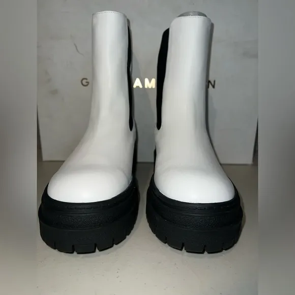 🤍 NIB! Good American Chelsea Leather Boots