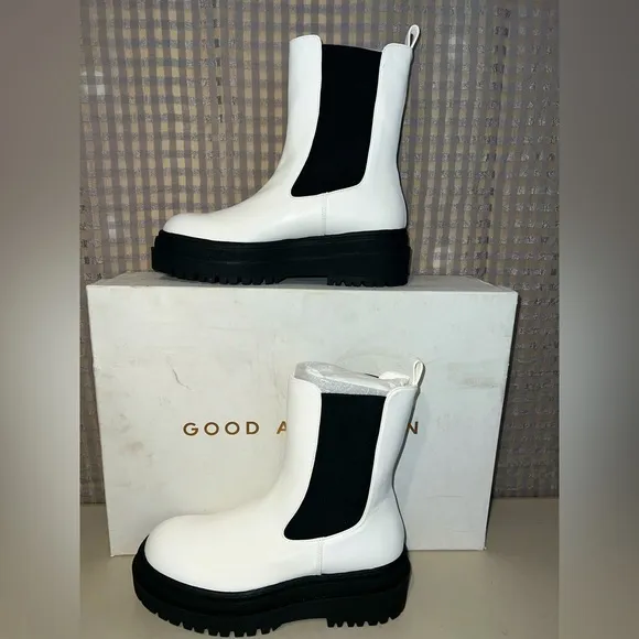 🤍 NIB! Good American Chelsea Leather Boots