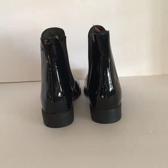 🛍️🛍️ OVO🛍️🛍️.               PATENT LEATHER RAIN BOOTS