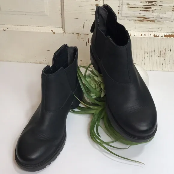 💙 Sorel Black Leather Ankle Boot