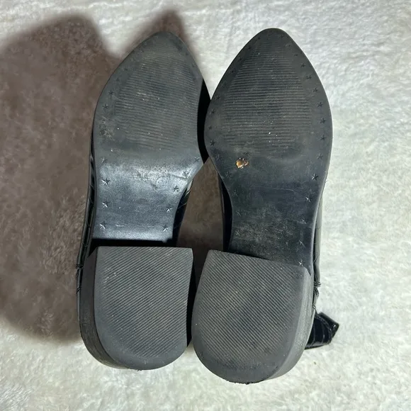 $120 Steve Madden Audience heeled ankle boots in black‎ croc size 8
