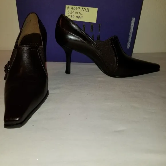 4034 NIB Stuart Weitzman Rich Brown Leather 7M