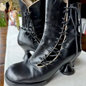 8.5 Fluevog Mini Sugar laceup boots  Rare