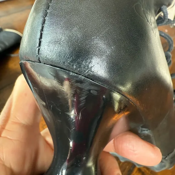 8.5 Fluevog Mini Sugar laceup boots  Rare