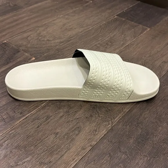 Adidas Adilette slides sandals flip flops Made in Italy BA7540 mens linen green