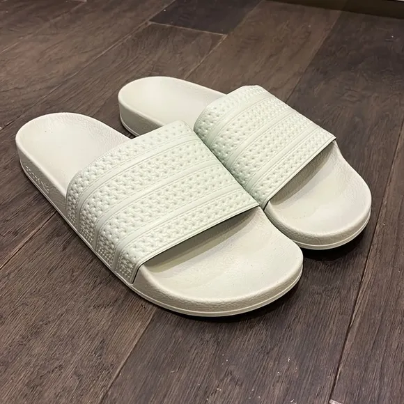 Adidas Adilette slides sandals flip flops Made in Italy BA7540 mens linen green