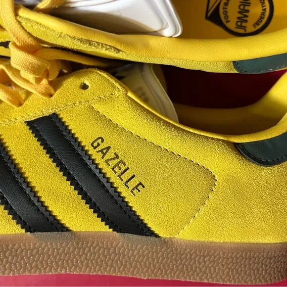 Adidas Gazelle Sz 10.5 Rekive Jamaica Football Federation Shoes IH2632 Suede**