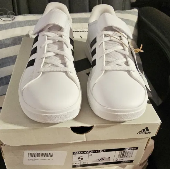 adidas Grand Court Lifestyle Kids' Shoes