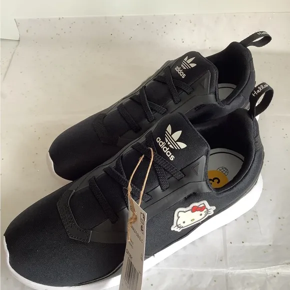ADIDAS HELLO KITTY ORIGINALS FLEX SHOES new without  box‎ sz 3