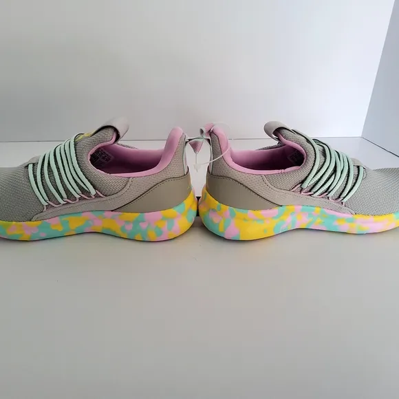Adidas Lite Racer Sneakers with Pastel Accents