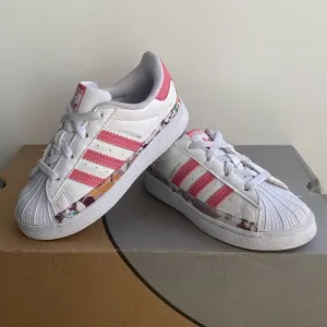 Adidas Superstar Toddler Sneakers- SZ 9 C
