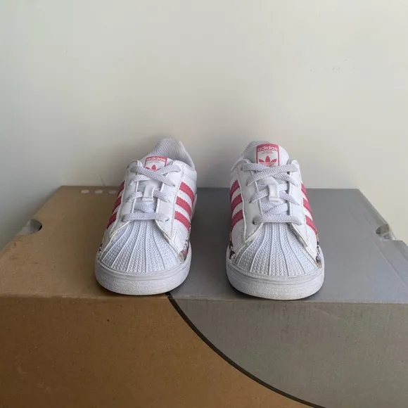 Adidas Superstar Toddler Sneakers- SZ 9 C