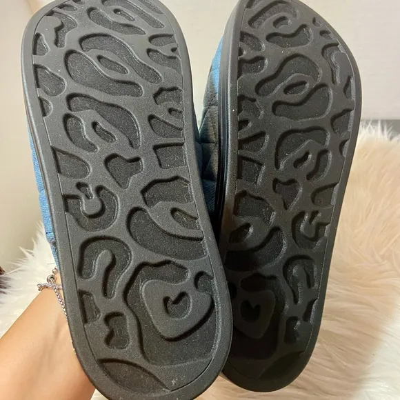 AEROSOLES Lamirca Denim Quilted Sandals