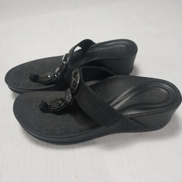 Aetrex Elyse Women's Black Thong Wedge Sandals Size 8.5M NWT