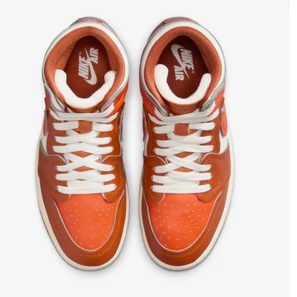 Air Jordan 1 High Method of MakeWomen's Shoes size 9.5 men 8 gently used 👟