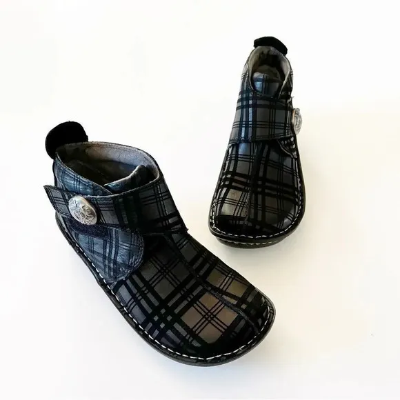 Alegria Caiti Plaid to Meet You Black Ankle Boot Size 36 EU Bootie Silver Button