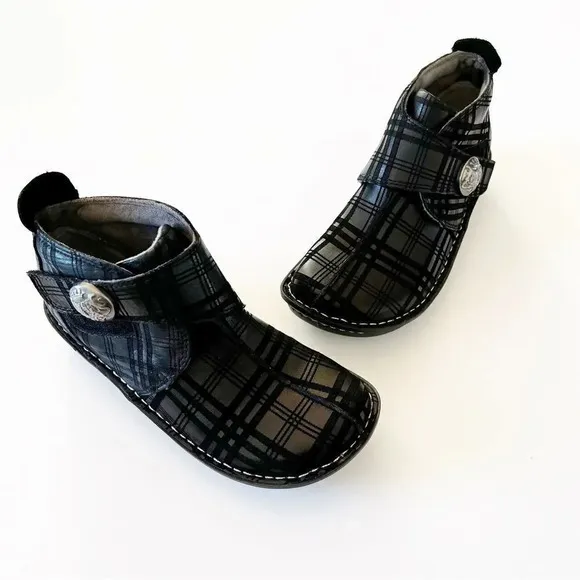 Alegria Caiti Plaid to Meet You Black Ankle Boot Size 36 EU Bootie Silver Button