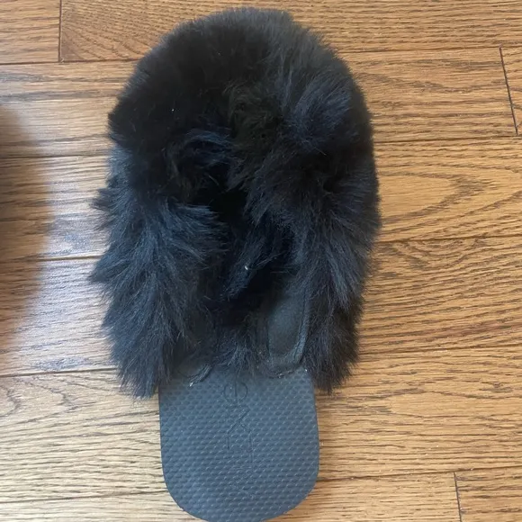 ALEXIS Faux Fur Thong Flip Flop Sandals 37/38