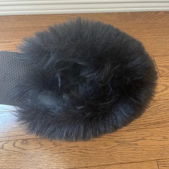 ALEXIS Faux Fur Thong Flip Flop Sandals 37/38