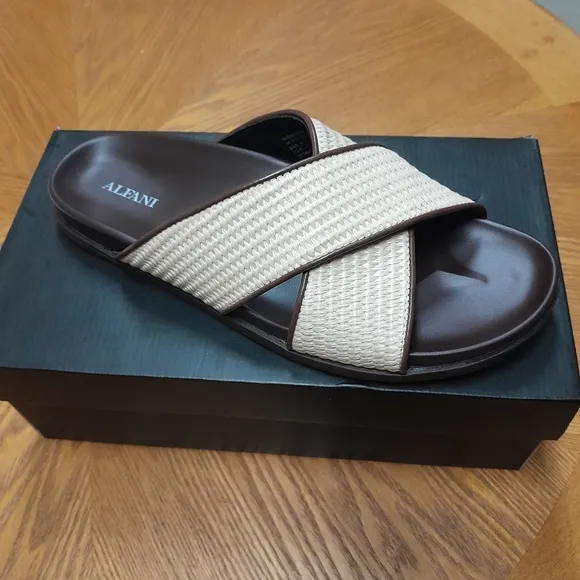 Alfani Brown and Cream Slide Sandals NWT Size:11  Alfani