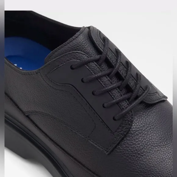 Almost New Condition Aldo Eaton Oxford men’s shoes size 11