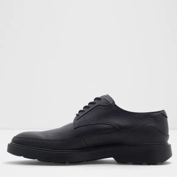 Almost New Condition Aldo Eaton Oxford men’s shoes size 11