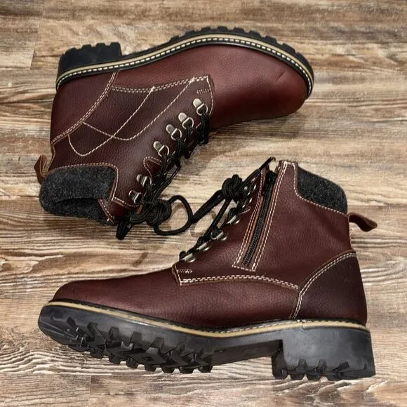 A M I MARTINO Penny Bordeaux Leather booties NWOT Excellent condition size 9M.