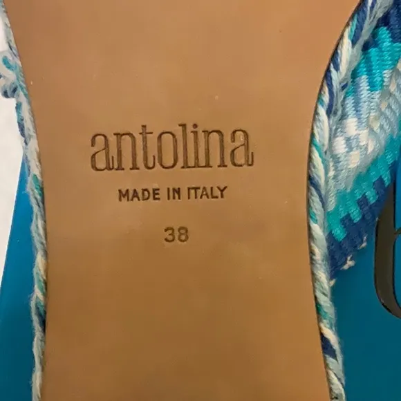Anatolina Bella Slides, Size 38 (US 8)
