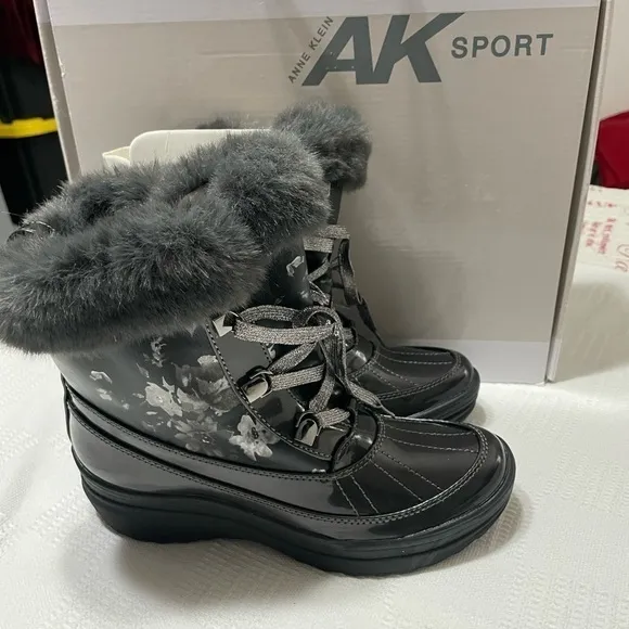 Anne Klein Womens Gayla Round Toe Mid-Calf Cold Weather Boots, Black/Grey, 6.5M