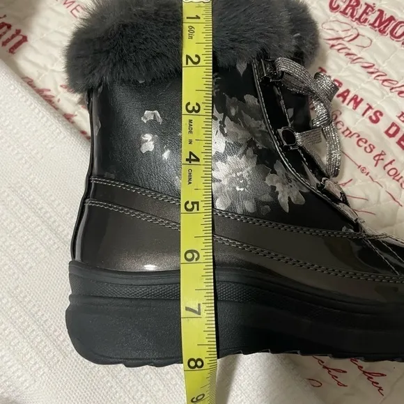 Anne Klein Womens Gayla Round Toe Mid-Calf Cold Weather Boots, Black/Grey, 6.5M