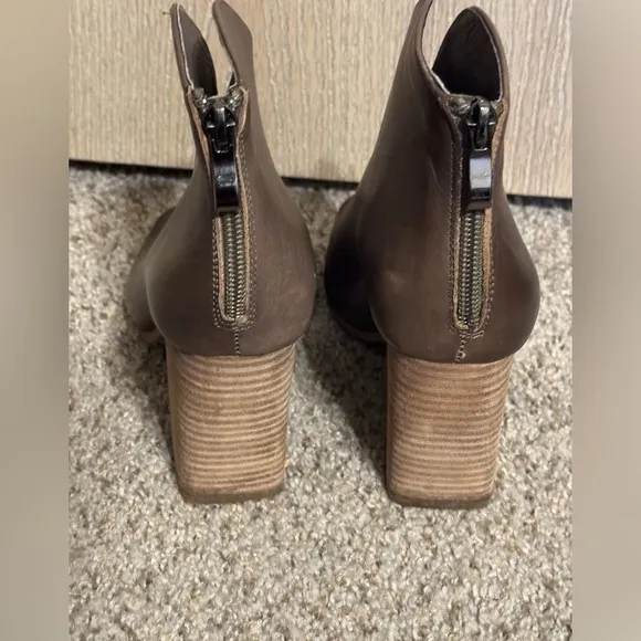 Antelope Leather Peep Toe Ankle Boots Block Heel