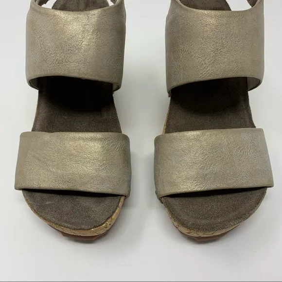 Antelope Metallic Double Strap Slingback Wedge Sandals Women Size 5 to 5 1/2
