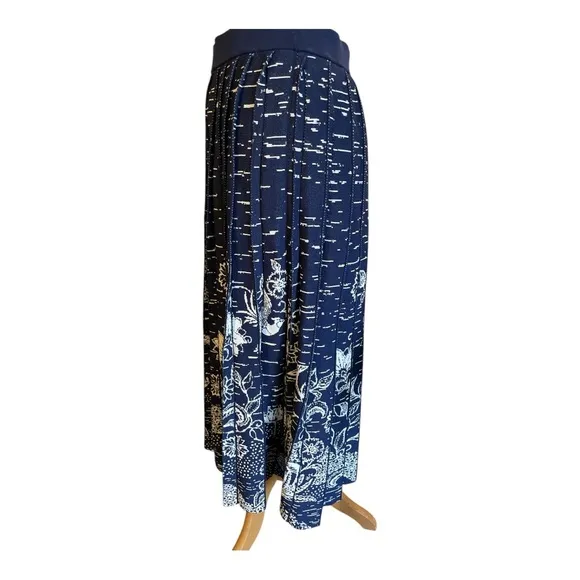 Anthropologie Haven Pleated Knit Midi Skirt - Navy/White, Size Medium