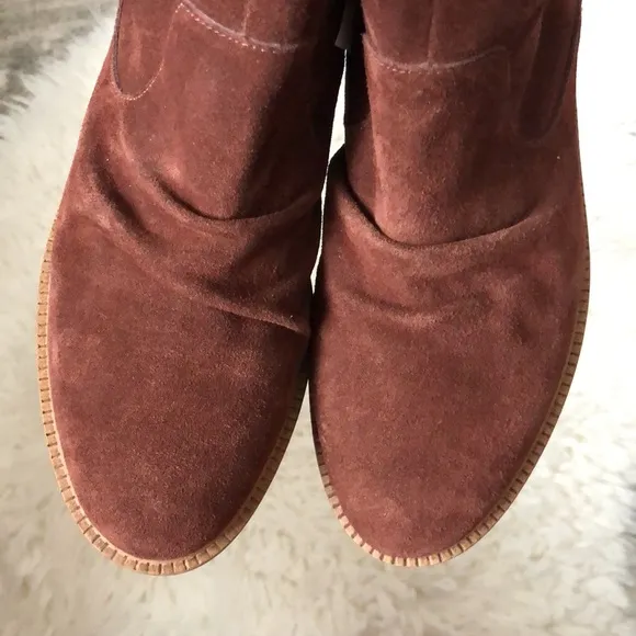 ANTHROPOLOGY Kelsi Dagger Brooklyn Latch Ankle Boots
