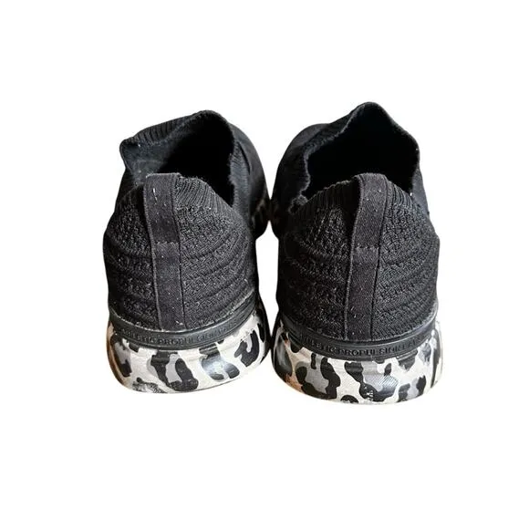 APL Techloom Wave Shoes - Size 8 - Black/Asteroid Leopard