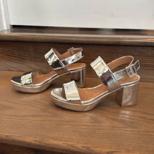 Aquatalia platform sandals