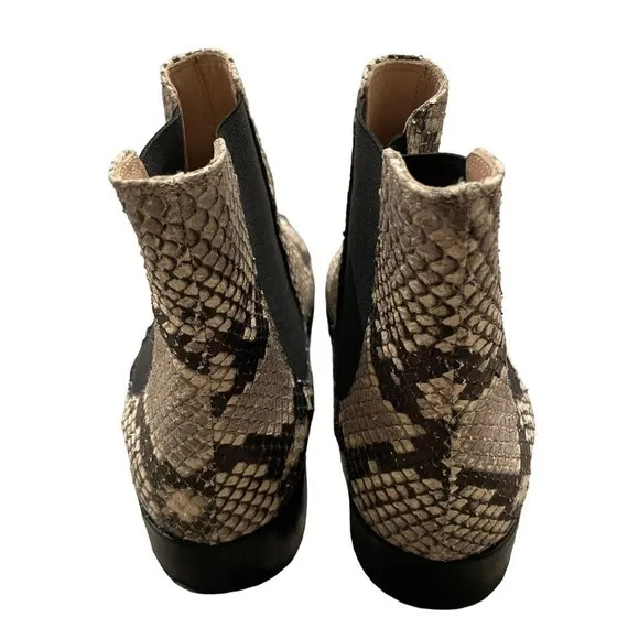 Aquatalia Snakes Embossed Chelsea Ankle Boots Size 6
