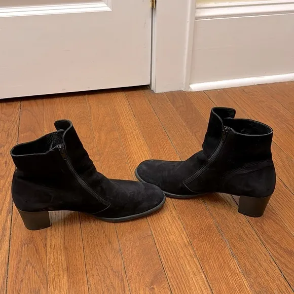 Arche Black Suede Ankle Boots. Size 8. EUC