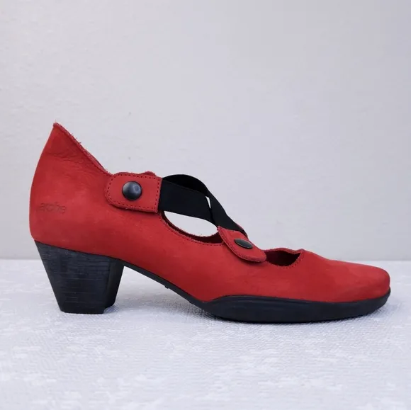 ARCHE Red Nubuck Mary Jane Pumps Criss-Cross Straps EU 38