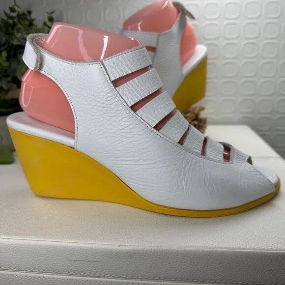 Arche EGZY CLOGS White and Yellow Leather Wedge Sandals Size 39 US Size 8