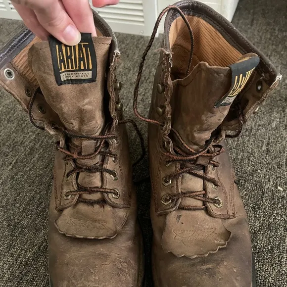Ariat Men's Brown Workhog waterproof leather Boots composite toe size 10 D
