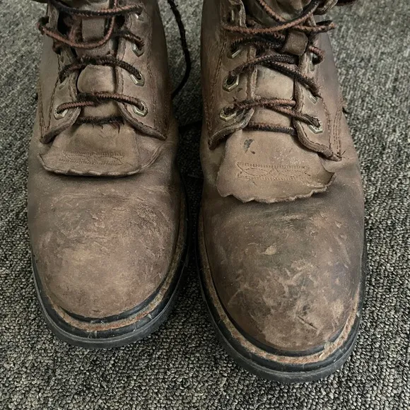 Ariat Men's Brown Workhog waterproof leather Boots composite toe size 10 D