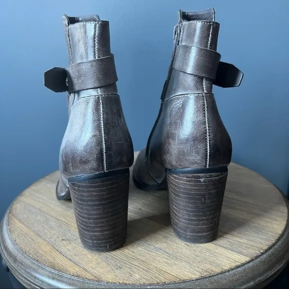 Arturo Chiang Ankle Booties