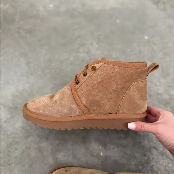 Aspen woman’s Tan Suede Ankle Boots
